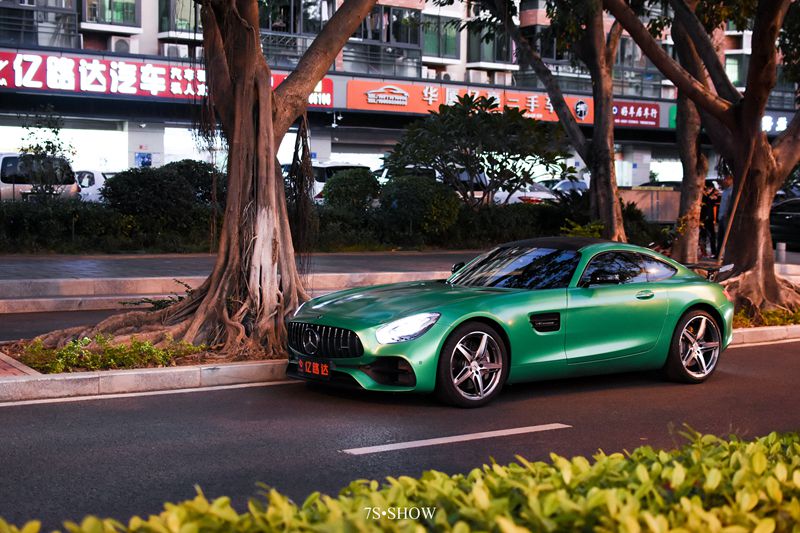 AMG-GT